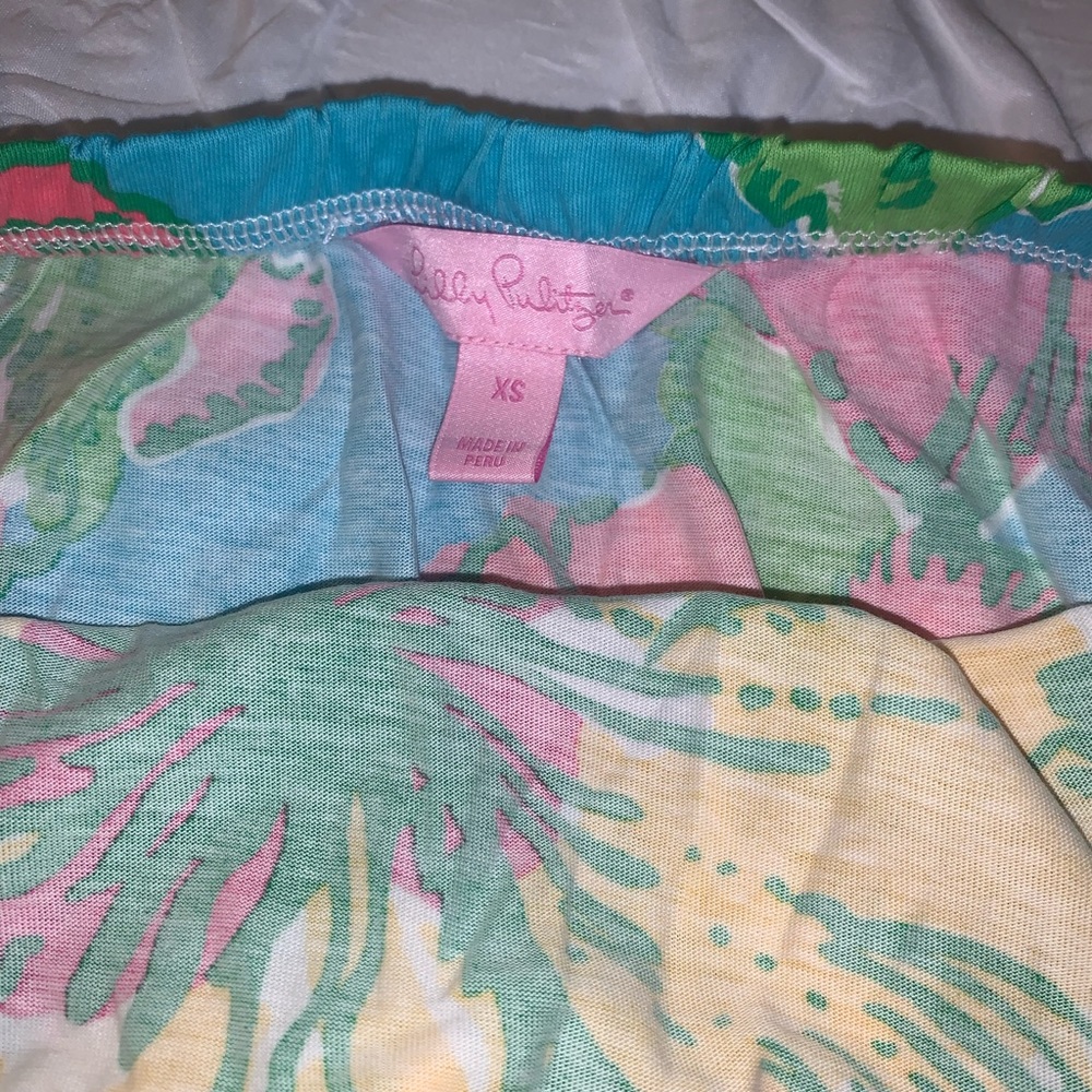 Lilly Pulitzer skirt romper with shorts and pockets size xs - Picture 4 of 5